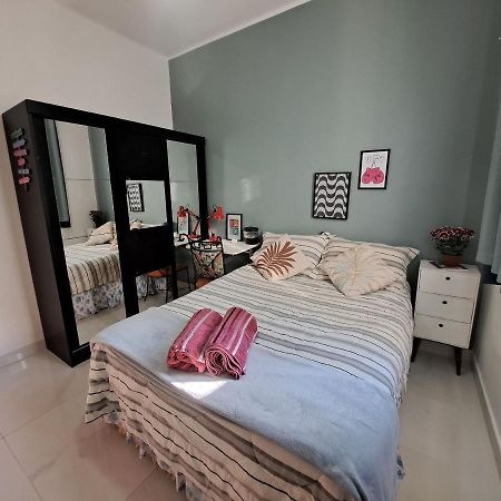 Quarto Privativo No Melhor De Botafogo Com Anfitria - Home With Host Rio de Janeiro Exterior foto