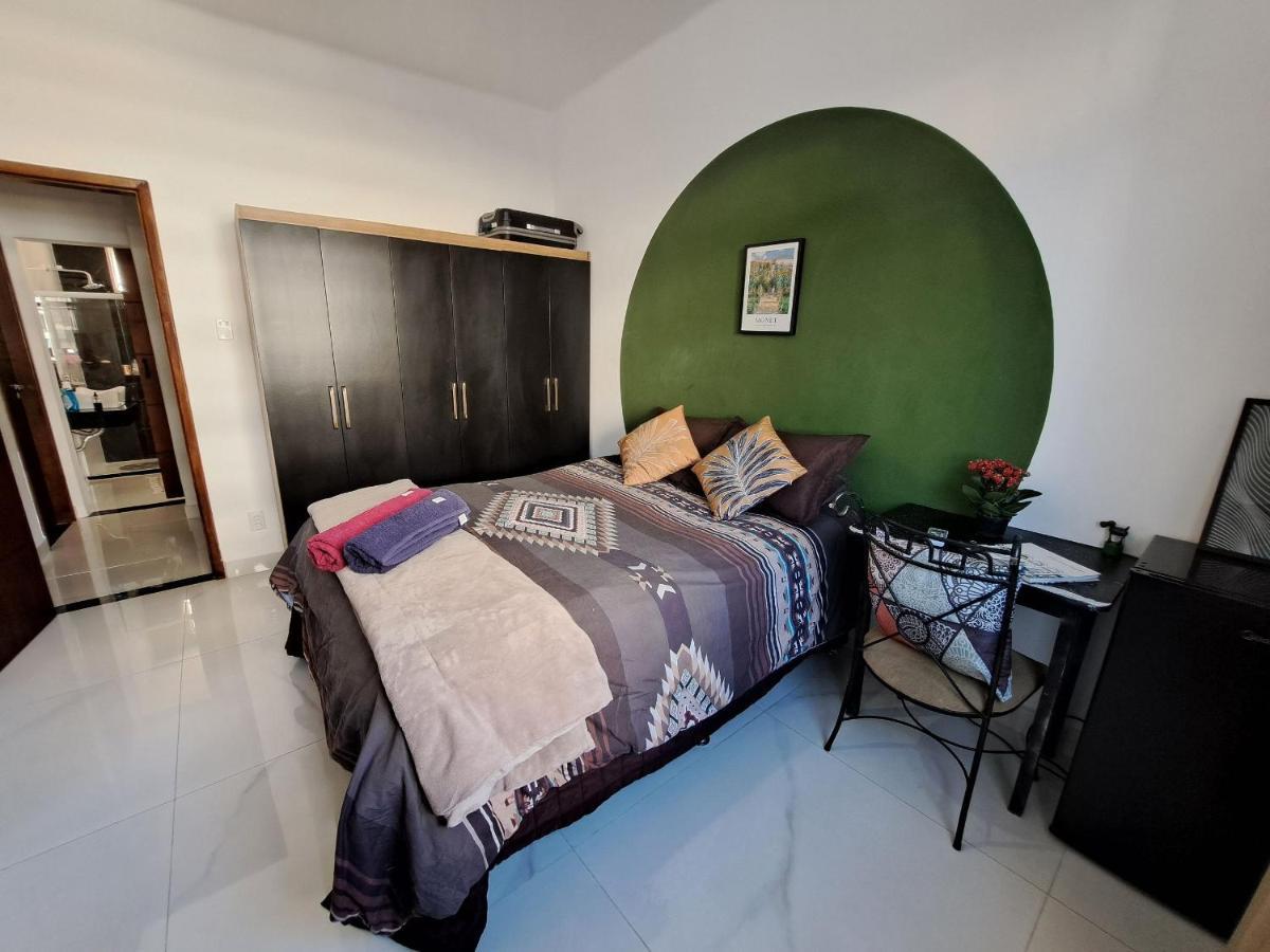 Quarto Privativo No Melhor De Botafogo Com Anfitria - Home With Host Rio de Janeiro Exterior foto
