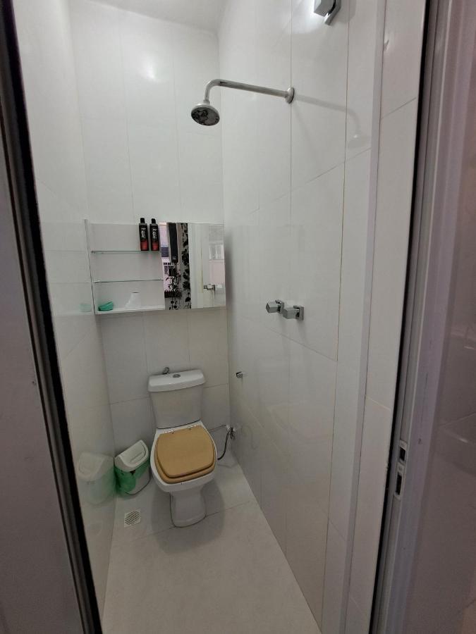 Quarto Privativo No Melhor De Botafogo Com Anfitria - Home With Host Rio de Janeiro Exterior foto