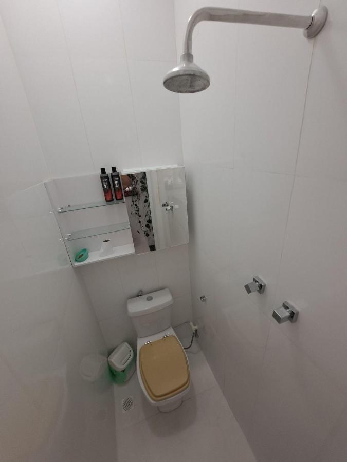 Quarto Privativo No Melhor De Botafogo Com Anfitria - Home With Host Rio de Janeiro Exterior foto